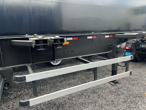 Carreta Porta Container São Pedro 2025