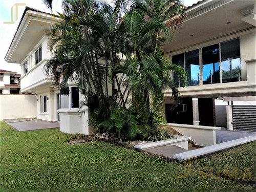 Casa - Country Club