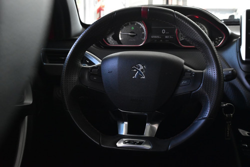 Imagen 13 de 20 de Peugeot 208 1.6 Gt Thp 2020