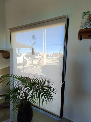 Hermosa Casa En Domselaar Barrio Los Tilos