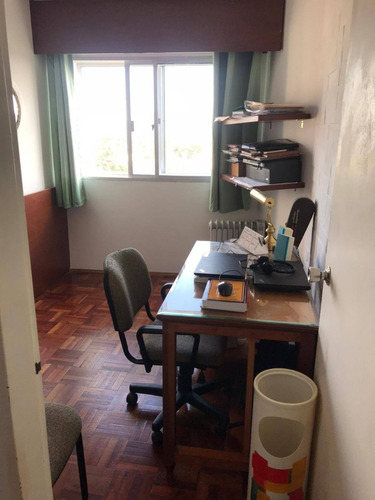 Apartamento En Venta De 3 Dormitorio En Buceo