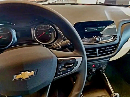 Imagen 10 de 24 de Chevrolet Onix Plus Ls 2023 1.2 0km Prisma Color Finan Gall6