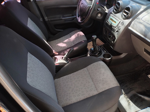 Ford Fiesta Max 1.6 Max Edg Plu