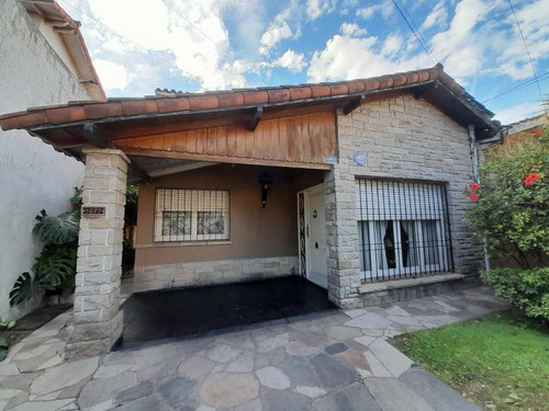 Casa En Venta En Ituzaingo Norte