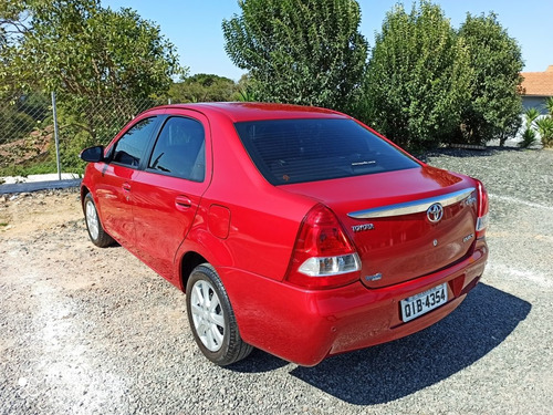 Toyota Etios 2017 1.5 16v Xls Aut. 4p
