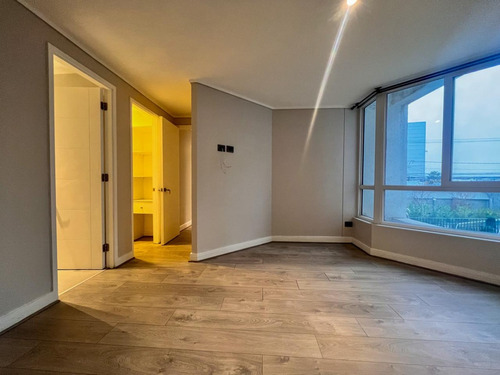 Departamento Impecable Metro Orientales Estc. Y Bodega