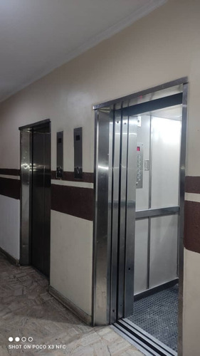 Imagen 12 de 14 de Alquilo Apartamento Amoblado, Urbanización El Centro Piso Bajo