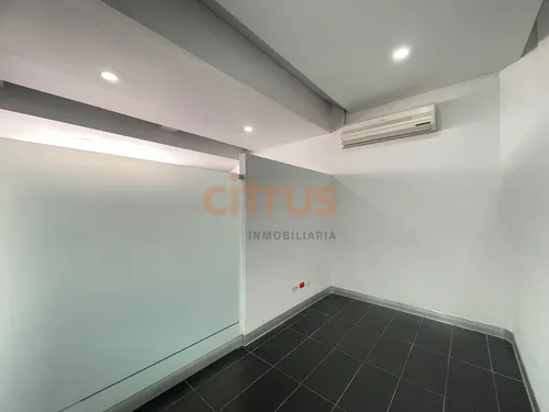 Oficinas En Arriendo Laureles 643-7344793
