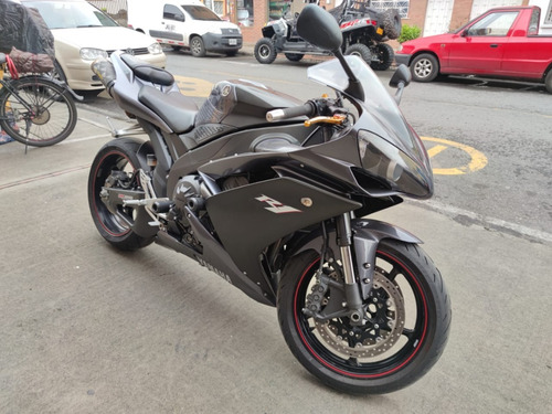 Yamaha Yzf-r1