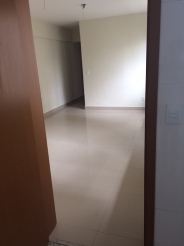 Imagem 8 de 16 de Excelente Apto No Bairro Gutierrez!!! - 3500