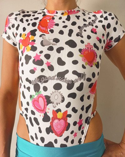 Body Blanco Animal Print Con Corazones. Talle Único S