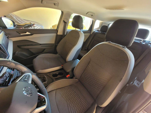Imagem 10 de 12 de Volkswagen Taos 1.4 250 Tsi Total Flex Confortline