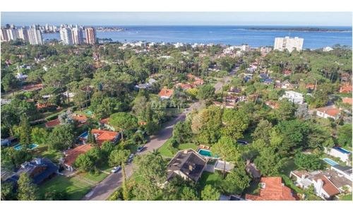 Imagen 13 de 13 de Mansa, Espectacular Casa En Venta