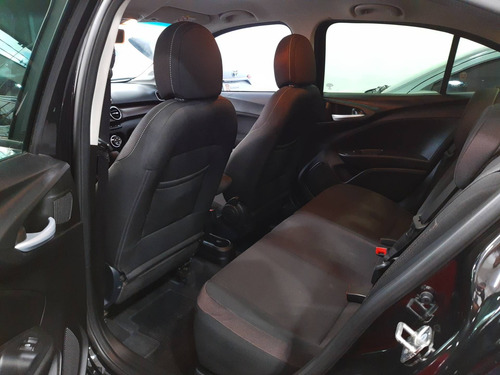 Fiat Cronos 1.8 E.torq Flex Precision At6