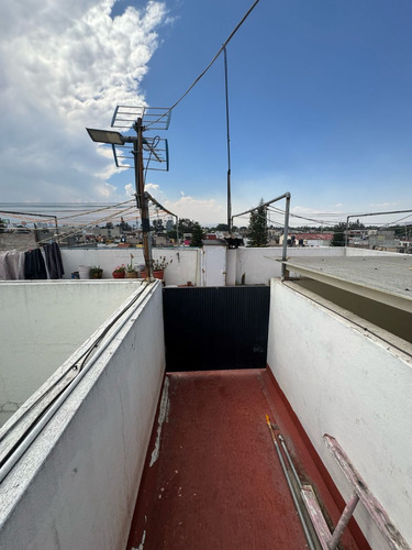 Se Vende Casa Tipo Edificio Con 3 Departamentos Col. La Joya Gustavo A. Madero