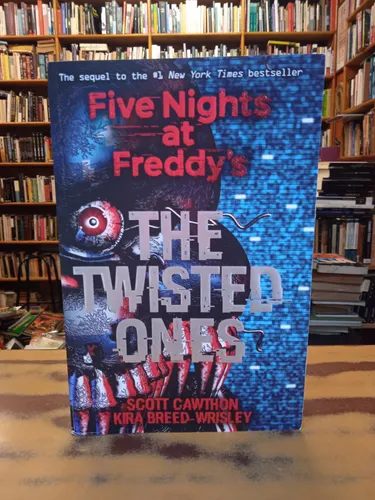 Five Nights At Freddy's-the Twisted Ones (Usado)