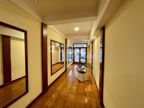 Imagen 23 de 30 de Tour Virtual Departamento 1 Ambiente En Venta ~ Plaza Colon Mar Del Plata