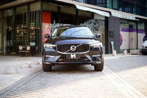 Volvo XC60 B5 AWD