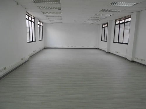 Excelente Planta Oficinas Sector Bancario Uf85