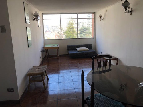 Depto. En Venta Cercano Metro Baquedano 2d 2b