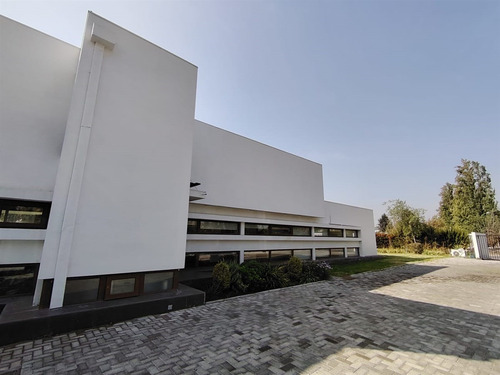 Casa A Todo Lujo En Chicureo Con Discoteque