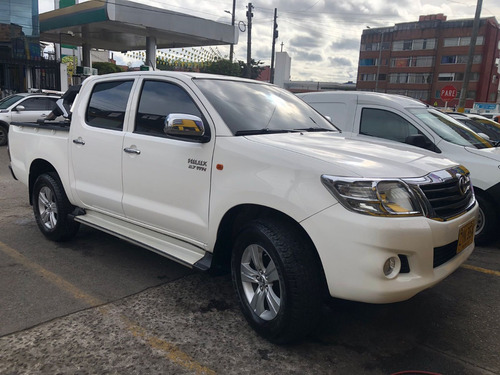 Toyota Hilux 2.7 Imv 4x2