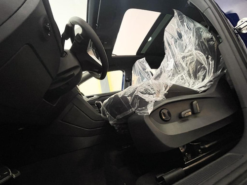 Imagem 6 de 10 de Volkswagem Taos Highline (marcos)