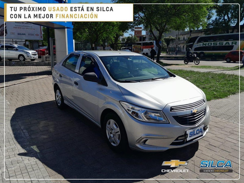 Imagen 3 de 19 de Chevrolet Prisma Joy 2017 Gris Plata 4 Puertas