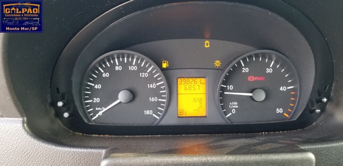Imagem 12 de 15 de Mb Sprinter 313 Cdi Street (2019) Plataforma