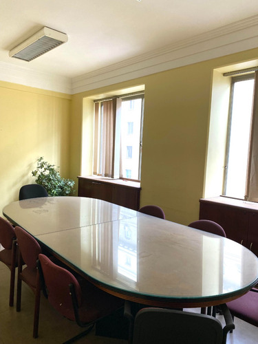 Imagen 3 de 10 de ¡en Arriendo! Gran Oficina/local Comercial En Calle Ahumada.