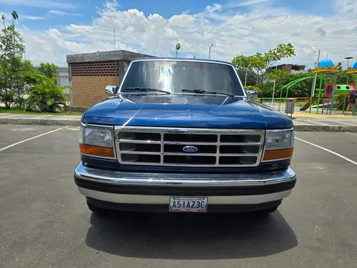 Ford F-150 5.0 Xlt Flare Side