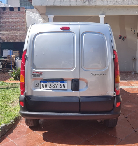 Imagen 6 de 15 de Renault Kangoo 2016 1.6 Furgon Ph3 Confort 5as Lc