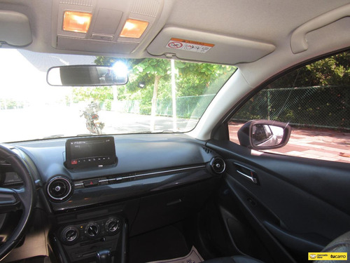 Mazda 2 1.5 Touring Sedan