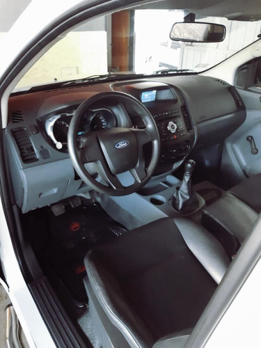 Imagen 6 de 10 de Ford Ranger 2.5 Cs 4x2 Xl Ivct 166cv 2012