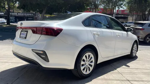 Kia Forte 2.0 Lx Mt