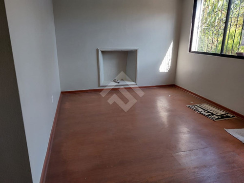 Casa En Venta De 3 Dorm. En Macul