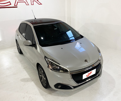 Peugeot 208 Feline