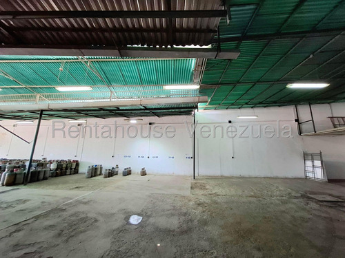 Galpón En Venta En Turmero Aragua 25-8965 Irrr