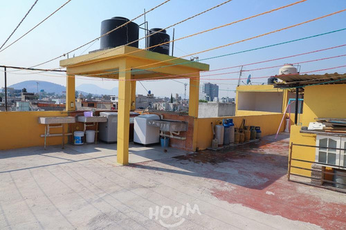 Casa En Juan Escutia, Iztapalapa Con 8 Habitaciones