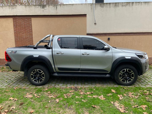 Toyota Hilux 2.8 Cd Srx 177cv 4x4 At