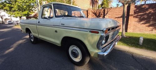 Ford F-100 3.6 Lujo