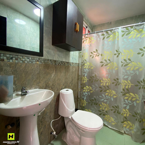 Imagen 14 de 14 de En Venta Amplia Casa Con Piscina Privada En Playuela Tucacas