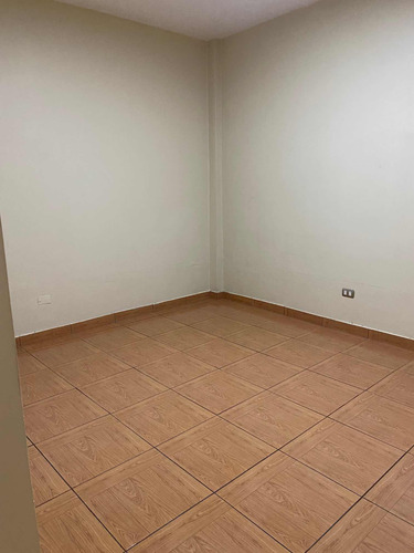 Alquilo Mini Depa ( Inlcuye Servicios) X Alt. C 3 De La Av. La Molina X Atento Peru