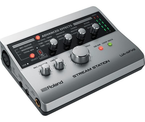 Interface De Audio/midi Roland Ua-4fx2 Usb Para Instrumentos Cor Prateado
