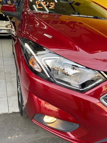 Imagem 11 de 18 de Chevrolet Onix 2019 1.4 Ltz 5p