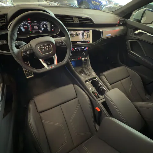 Audi Q3 SLINE 2.0 T (180 hp)