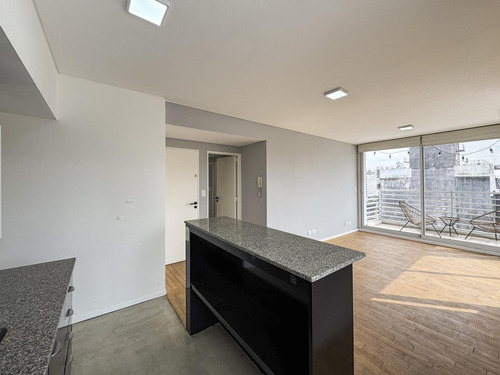 Departamento Piso Exclusivo Con 2 Dormitorios Y Mega Balcón