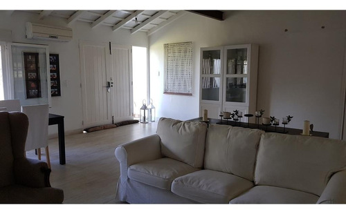 Imagen 8 de 24 de Hindú Club - Alquiler 2da Quinc.enero 2023. Hermoso Chalet En Pb C/ 3 Dorm. En Suite. Lote 1078 M2