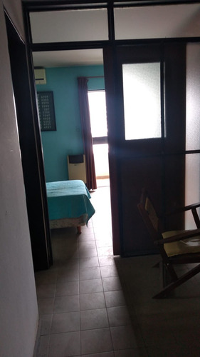 Imagen 3 de 8 de Venta Depto 1 Dorm - B° General Paz - Oportunidad!