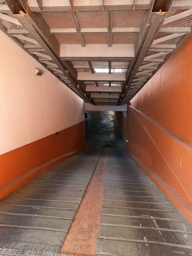 Imagen 3 de 7 de Cochera En Venta En Lomas De Zamora